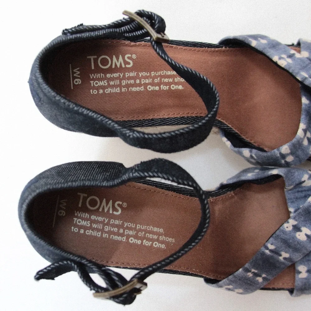 TOMS Sienna Navy Batik Wedge Heels